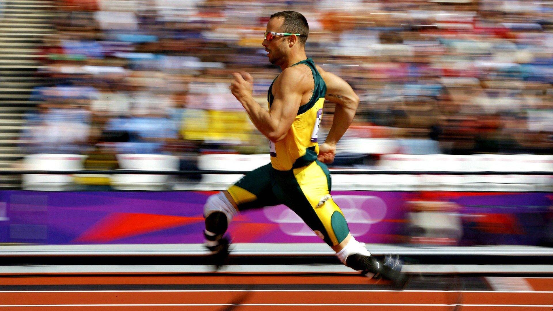 魔术师建言湖人，应聘请能让每个人都负责任的主教练